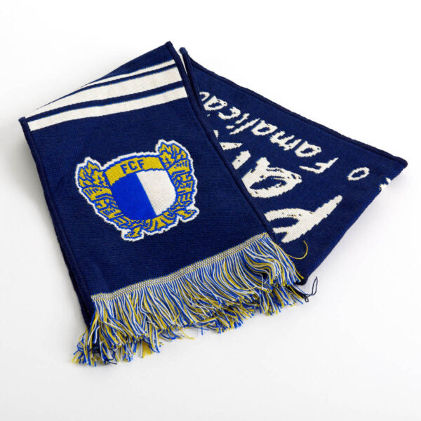 SCARF RACE AND PASSION